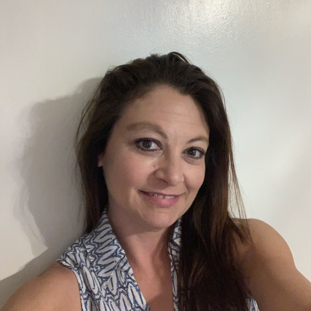 Meet your Posher, Chanel